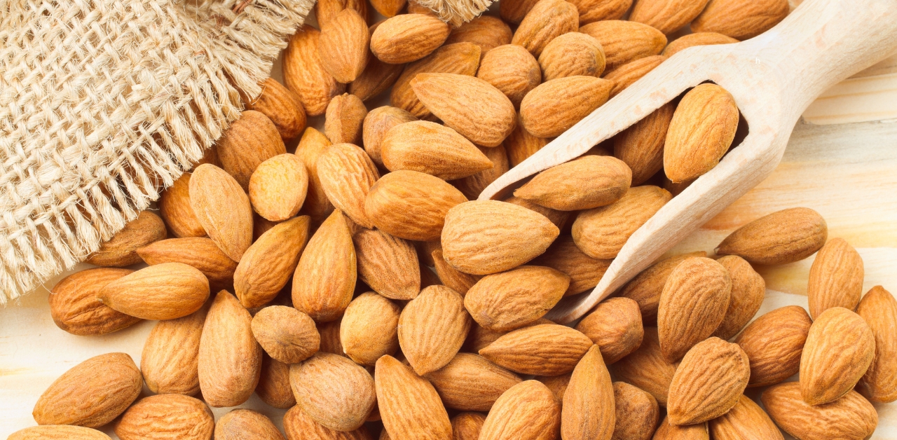 best time to eat almonds